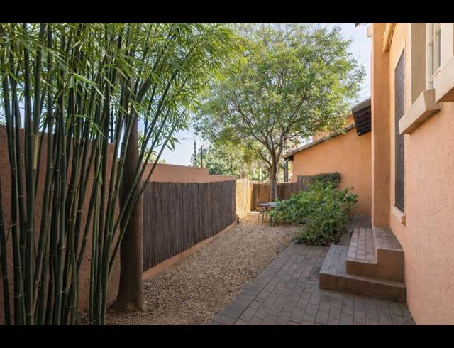 2 BEDROOM CLUSTER FOR SALE IN WATERKLOOF RIDGE